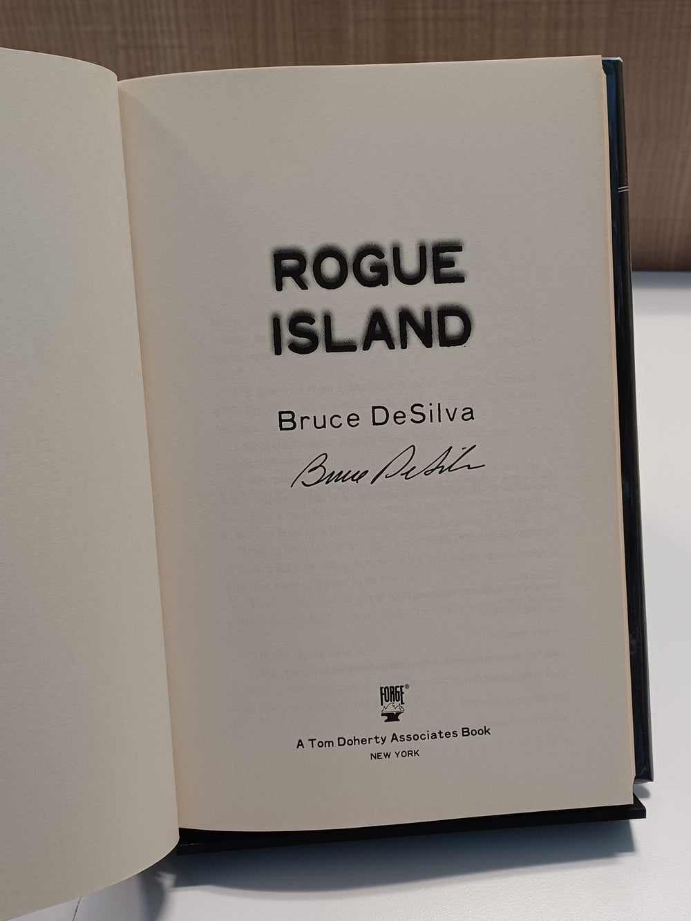 Rogue Island
 by Bruce Desilva
