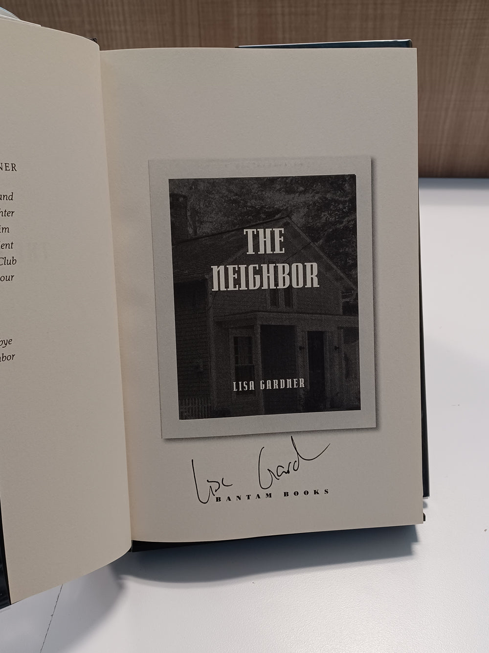 The Neighbor
 by Lisa Gardner