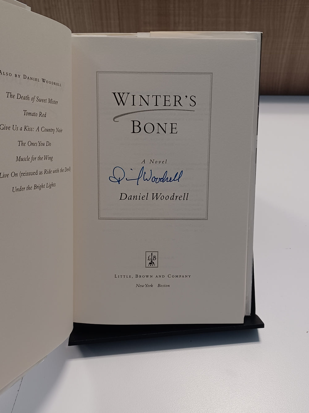 Winter's Bone: a Novel
by Woodrell, Daniel
